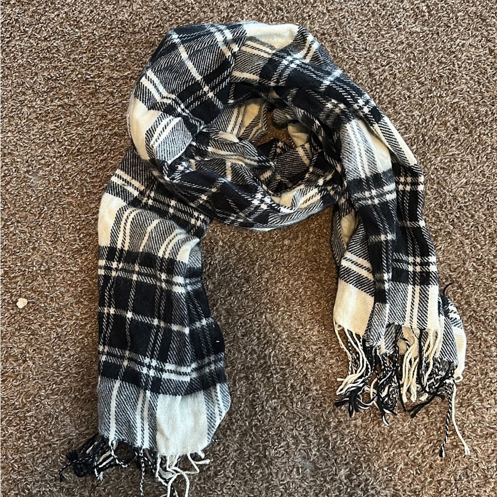 Black & White Plaid Scarf